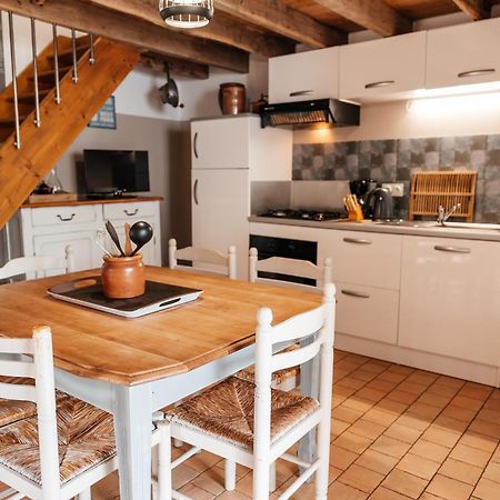 Villa Le Logis Du Prieure à Les Châtelliers-Châteaumur Extérieur photo